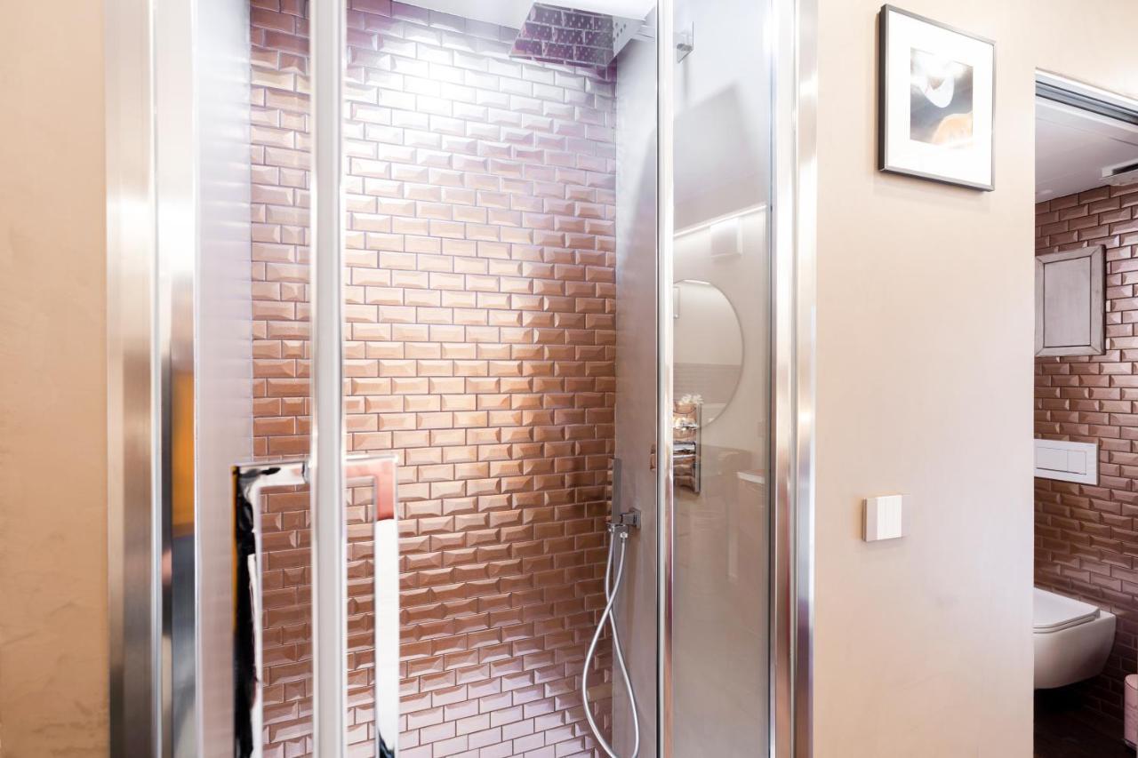 Tre36 - Smart & Design Room In The Old Center Bari Bagian luar foto